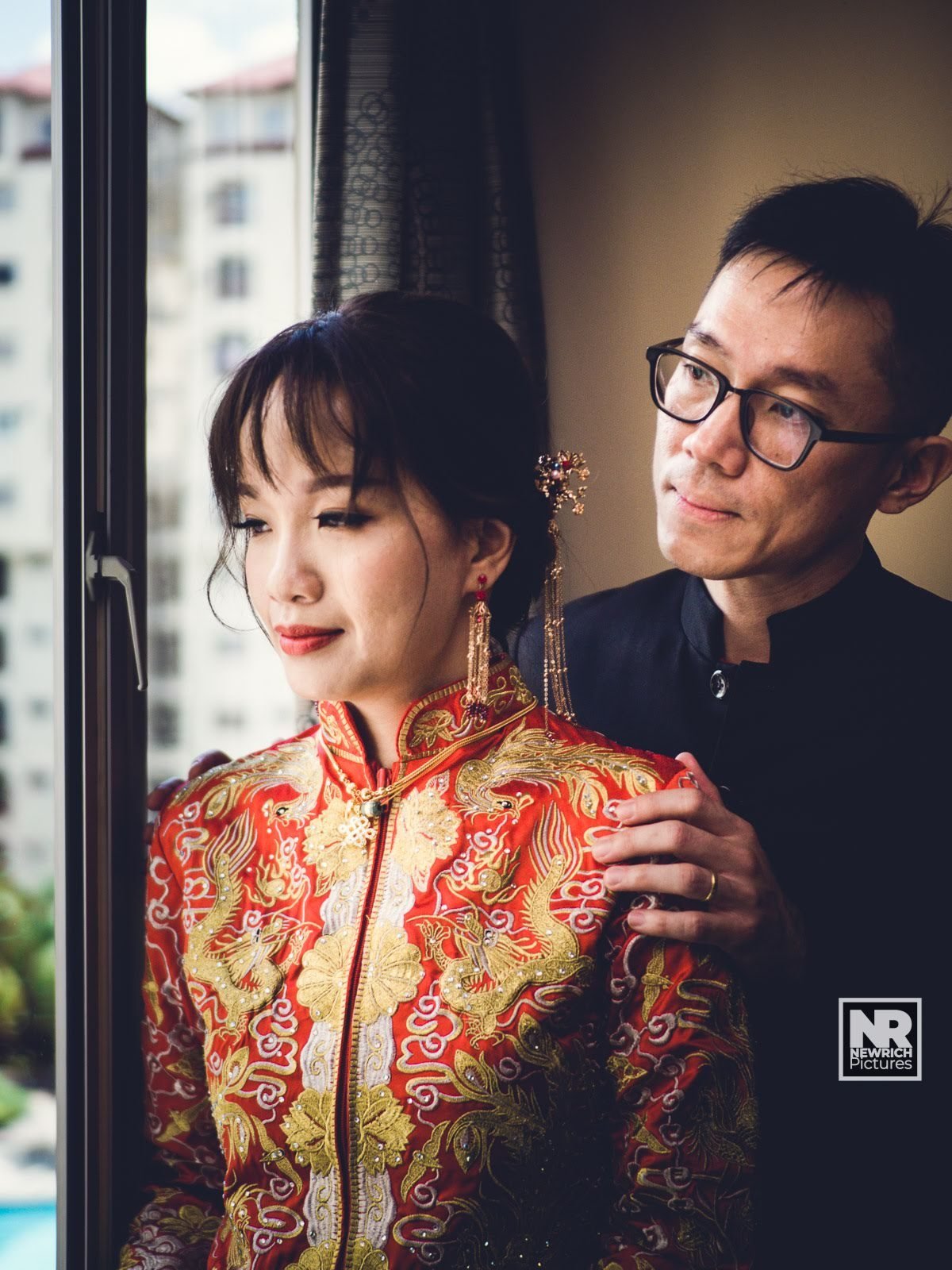 Ai Ling and Kat Fwee Traditional Kua Window Portrait
